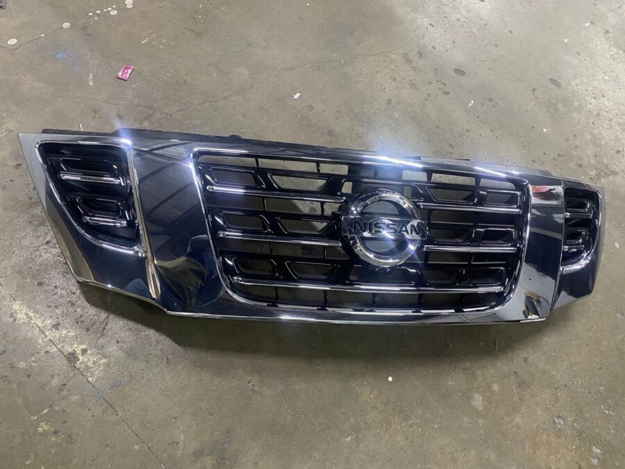 2018 Nissan Patrol Grille